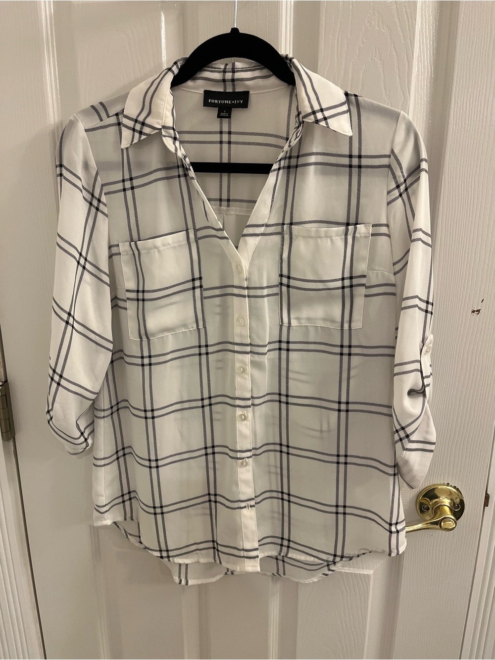 Fortune & Ivy White Plaid Button-Down Shirt with Roll-Tab Sleeves